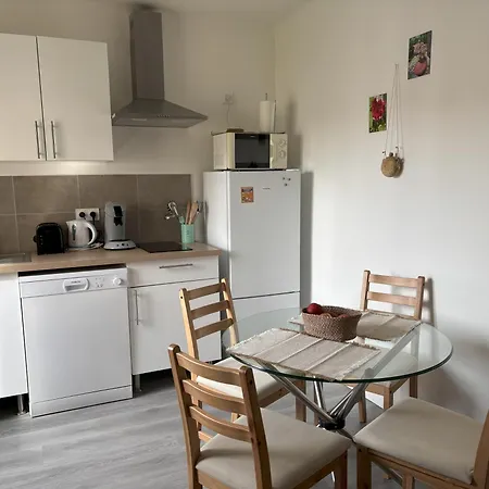 L'impasse Azuree アパート *