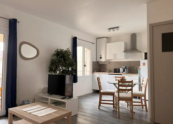 L'impasse Azuree شقة ليه ليكيه